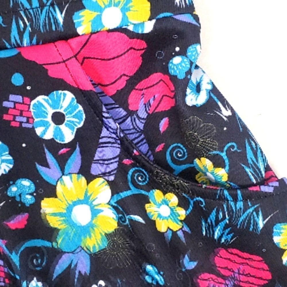 UNDERTALE Skirt - Picture 2 of 4